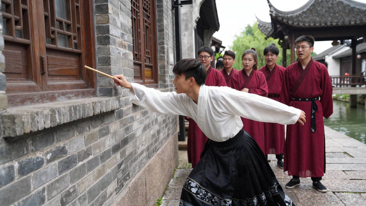 杭州德尔塔拓展｜古镇寻宝沉浸式团建示意图