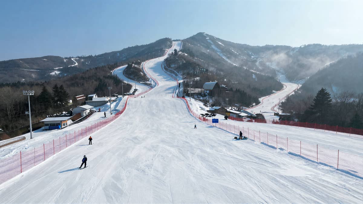 杭州桐庐生仙里滑雪场花容营地两天游