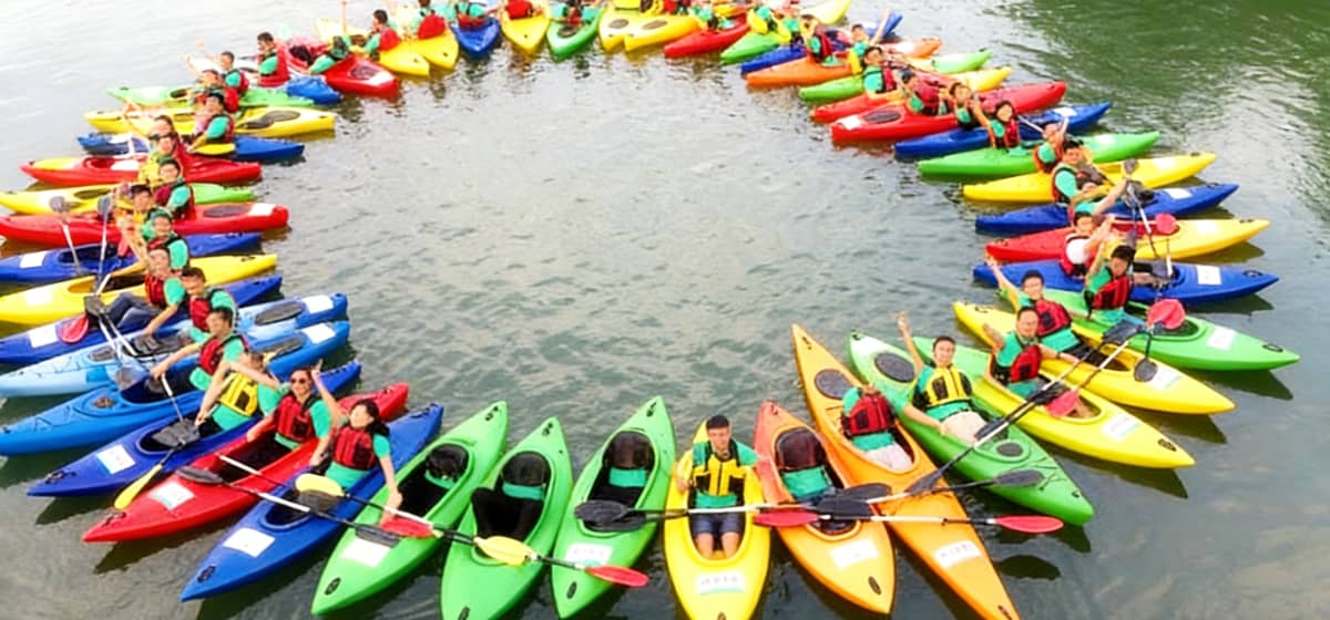 聚宝山皮划艇团建